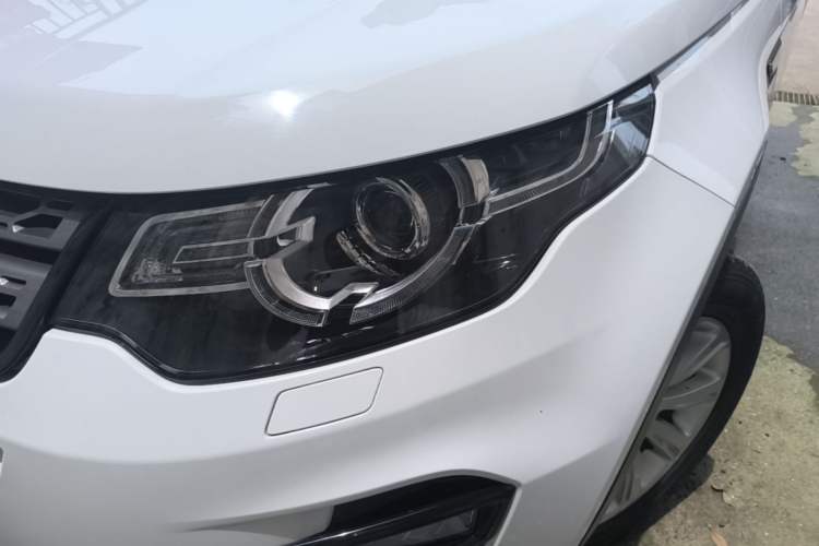 Used Land Rover Discovery Sport 2017 2.0T SE Left Front Headlight
