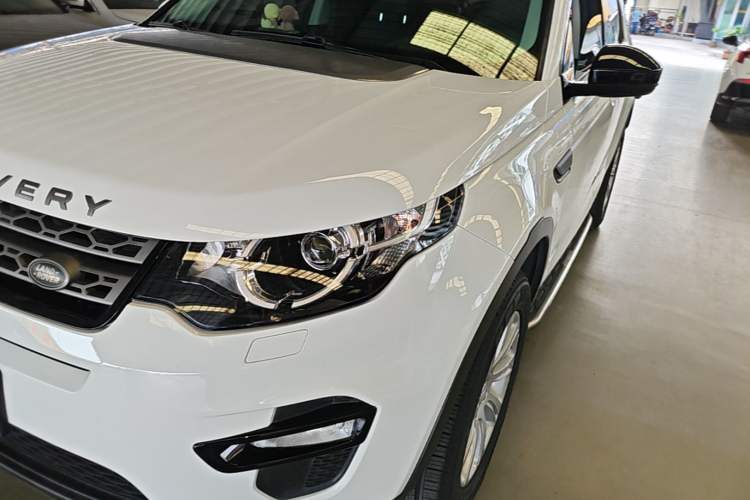 Used Land Rover Discovery Sport 2017 2.0T PURE Left Front Headlight