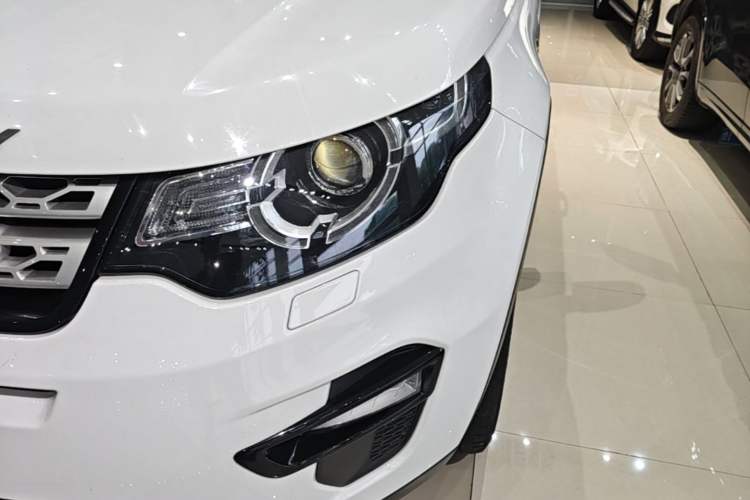 Used Land Rover Discovery Sport 2017 2.0T HSE Left Front Headlight
