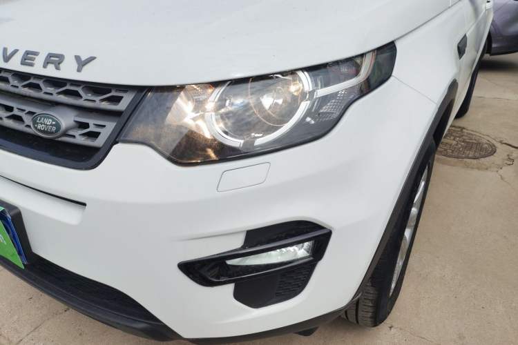 Used Land Rover Discovery Sport 2017 2.0T PURE Left Front Headlight