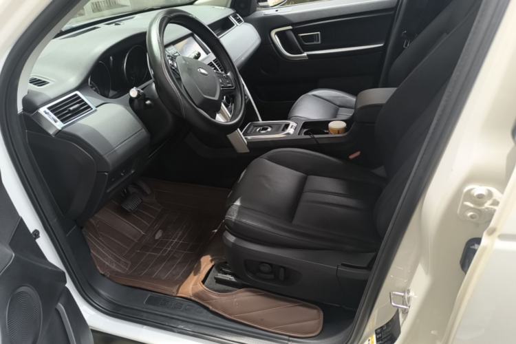 Used Land Rover Discovery Sport 2017 2.0T SE Left Front Seat