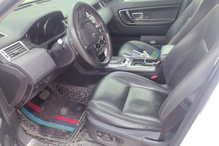 Used Land Rover Discovery Sport 2017 2.0T PURE Left Front Seat