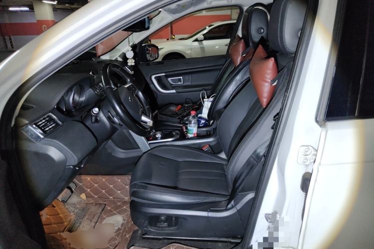 Used Land Rover Discovery Sport 2017 2.0T SE Left Front Seat