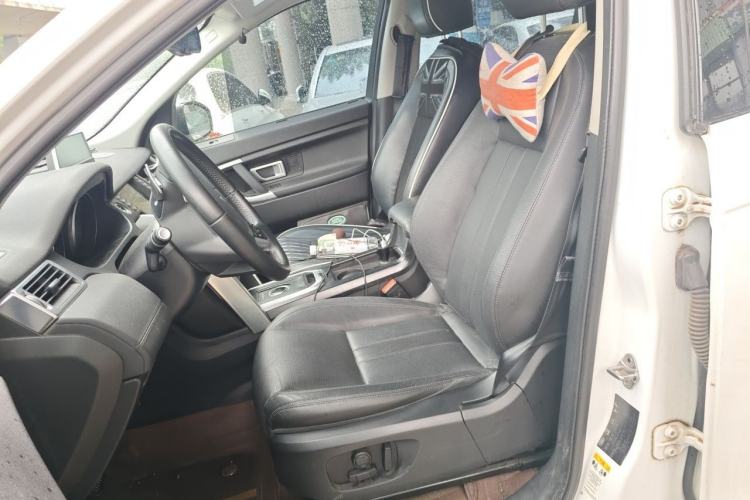 Used Land Rover Discovery Sport 2017 2.0T SE Left Front Seat
