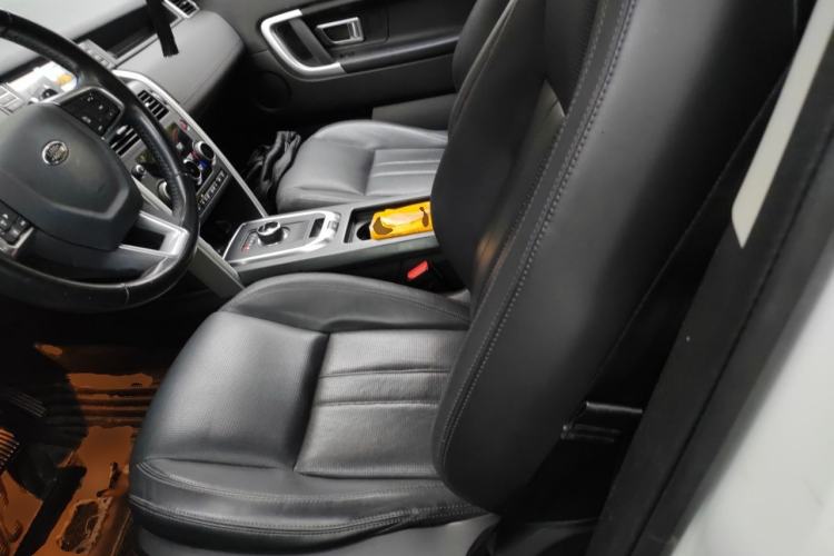 Used Land Rover Discovery Sport 2017 2.0T SE Left Front Seat