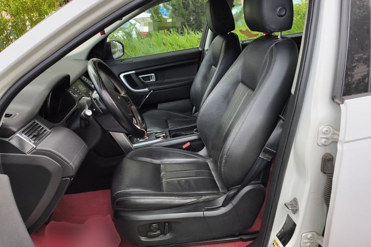 Used Land Rover Discovery Sport 2017 2.0T SE Left Front Seat