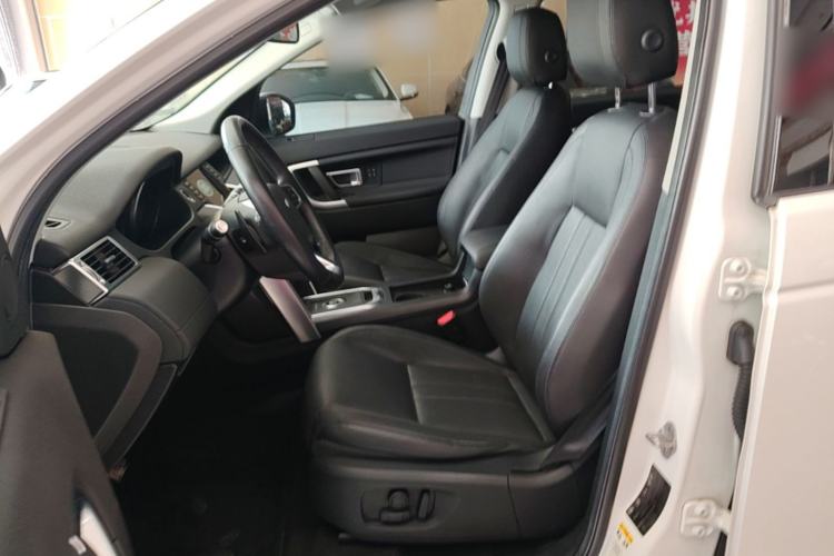 Used Land Rover Discovery Sport 2017 2.0T HSE Left Front Seat