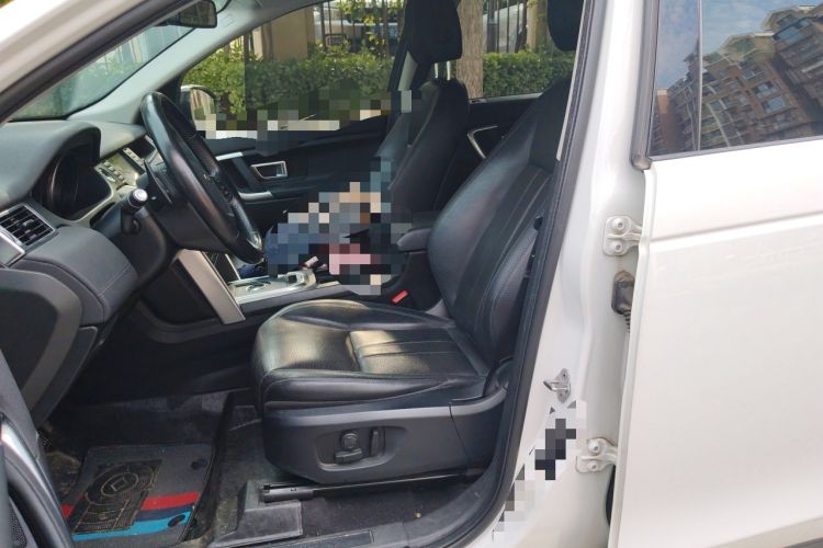 Used Land Rover Discovery Sport 2017 2.0T SE Left Front Seat