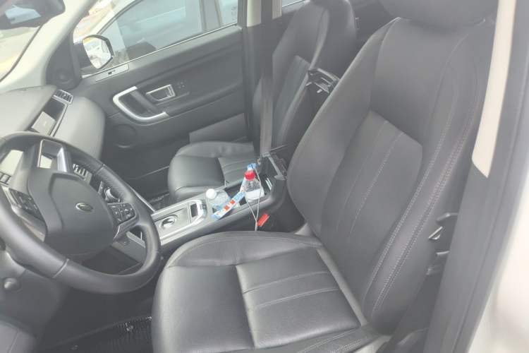 Used Land Rover Discovery Sport 2017 2.0T HSE Left Front Seat