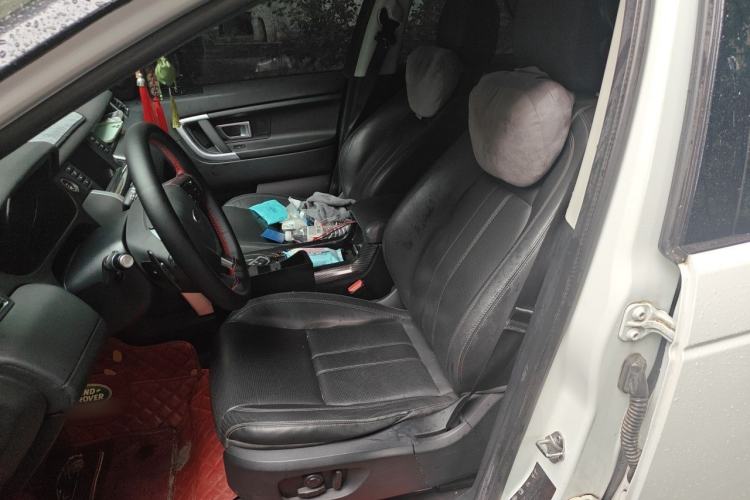 Used Land Rover Discovery Sport 2017 2.0T SE Left Front Seat