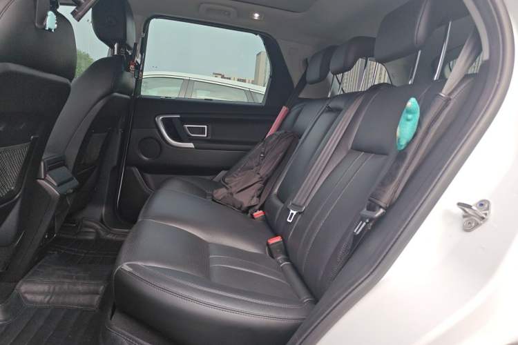 Used Land Rover Discovery Sport 2017 2.0T SE Left Rear Seat