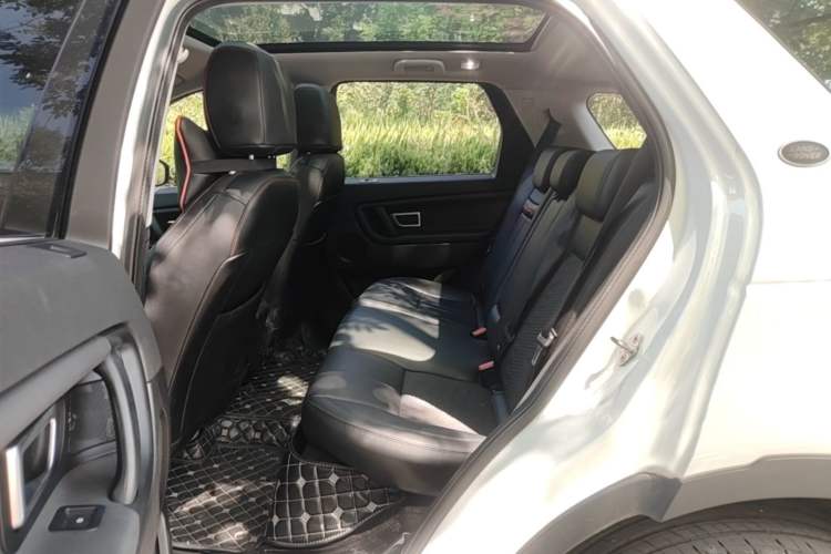 Used Land Rover Discovery Sport 2017 2.0T PURE Left Rear Seat
