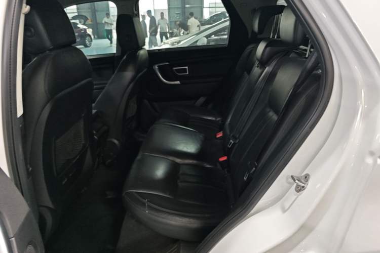 Used Land Rover Discovery Sport 2017 2.0T SE Left Rear Seat