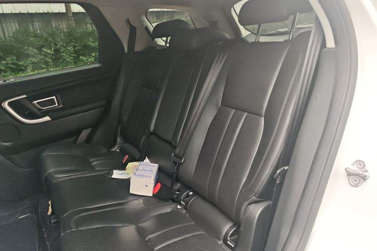 Used Land Rover Discovery Sport 2017 2.0T HSE Left Rear Seat
