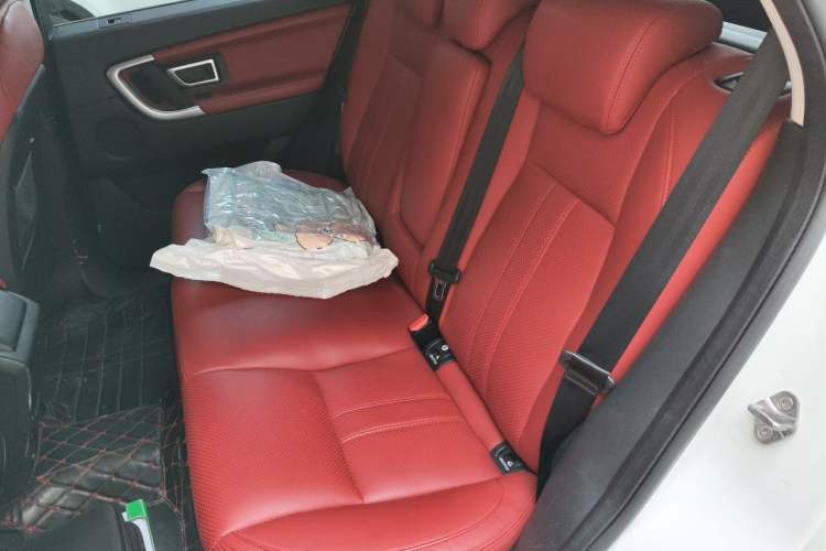 Used Land Rover Discovery Sport 2017 2.0T SE Left Rear Seat