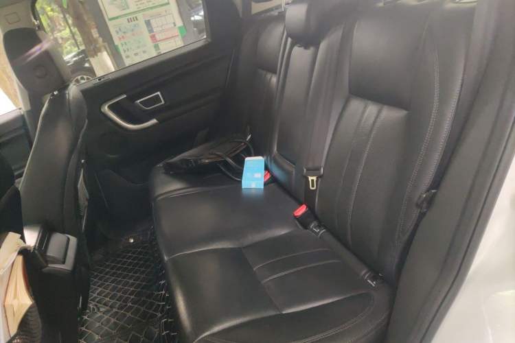 Used Land Rover Discovery Sport 2017 2.0T SE Left Rear Seat