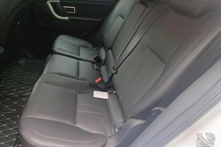 Used Land Rover Discovery Sport 2017 2.0T HSE Left Rear Seat