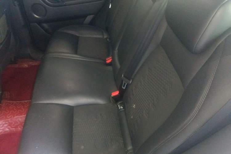 Used Land Rover Discovery Sport 2017 2.0T PURE Left Rear Seat