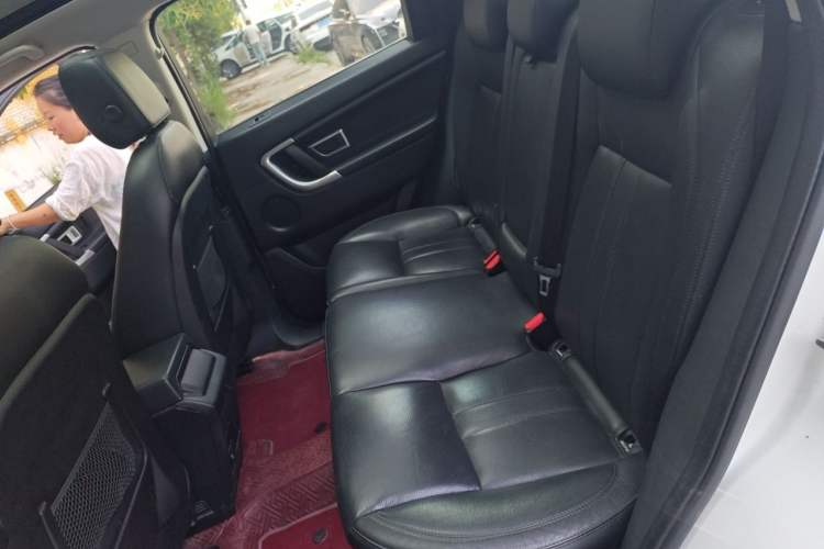 Used Land Rover Discovery Sport 2017 2.0T SE Left Rear Seat