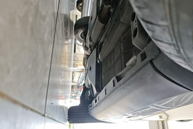 Used Land Rover Discovery Sport 2017 2.0T SE Left Side Sill