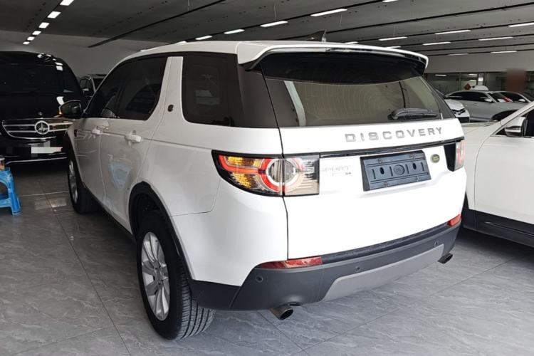 Used Land Rover Discovery Sport 2017 2.0T SE Rear Left 45 Deg
