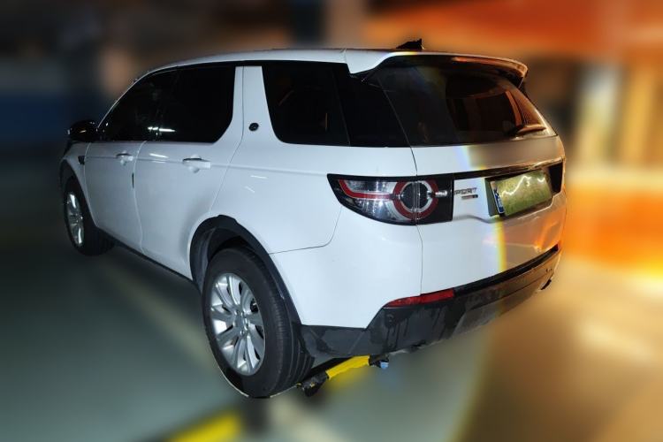 Used Land Rover Discovery Sport 2017 2.0T SE Rear Left 45 Deg
