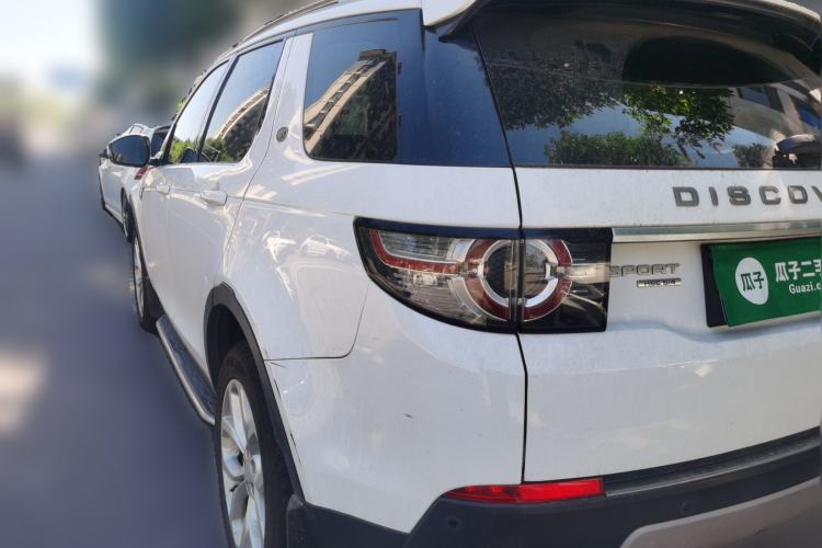 Used Land Rover Discovery Sport 2017 2.0T HSE Rear Left 45 Deg
