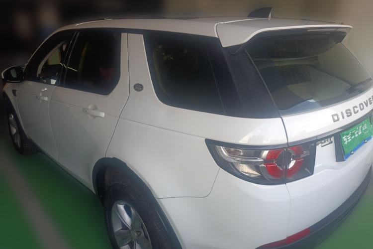 Used Land Rover Discovery Sport 2017 2.0T PURE Rear Left 45 Deg