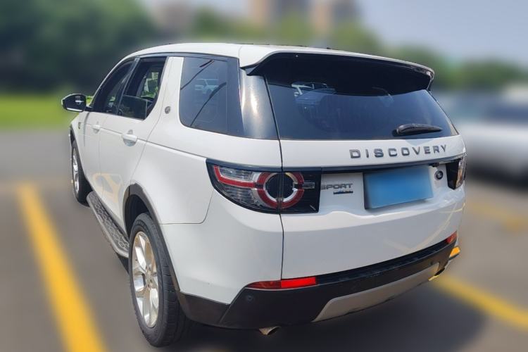Used Land Rover Discovery Sport 2017 2.0T HSE Rear Left 45 Deg