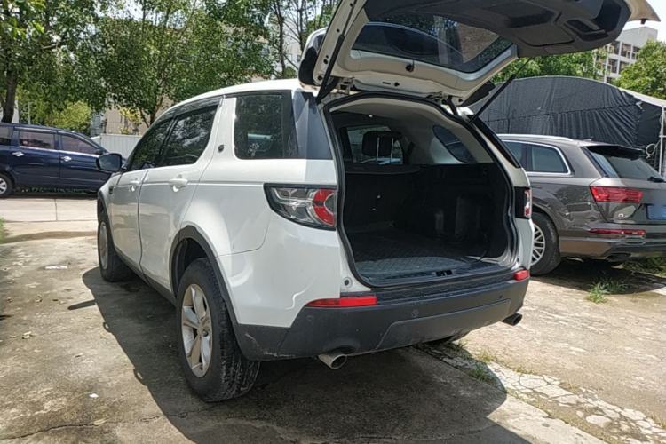 Used Land Rover Discovery Sport 2017 2.0T PURE Rear Left 45 Deg