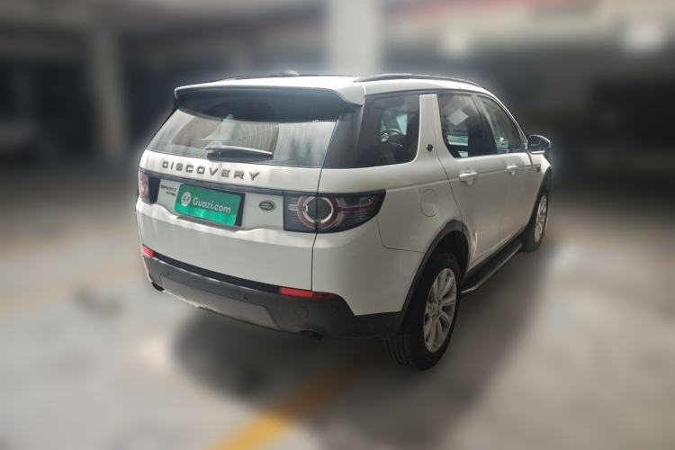 Used Land Rover Discovery Sport 2017 2.0T SE Rear Right 45 Deg