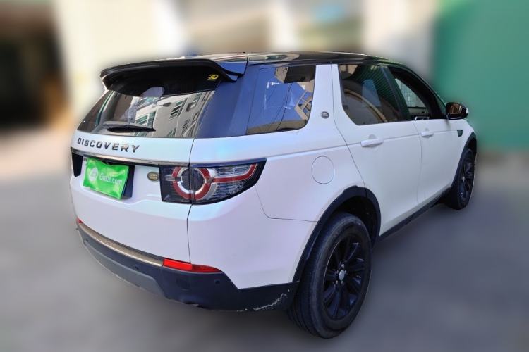 Used Land Rover Discovery Sport 2017 2.0T SE Rear Right 45 Deg