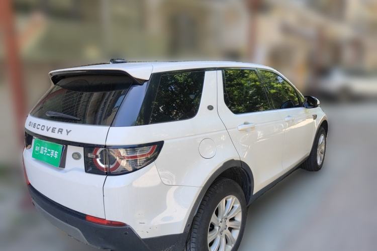Used Land Rover Discovery Sport 2017 2.0T SE Rear Right 45 Deg
