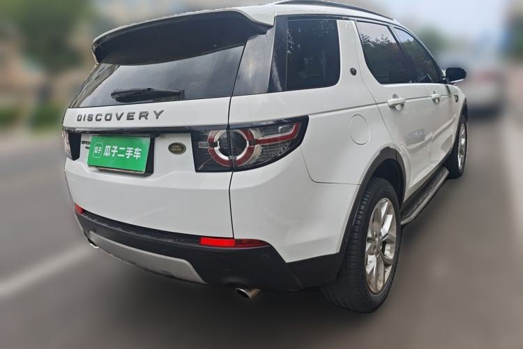 Used Land Rover Discovery Sport 2017 2.0T HSE Rear Right 45 Deg