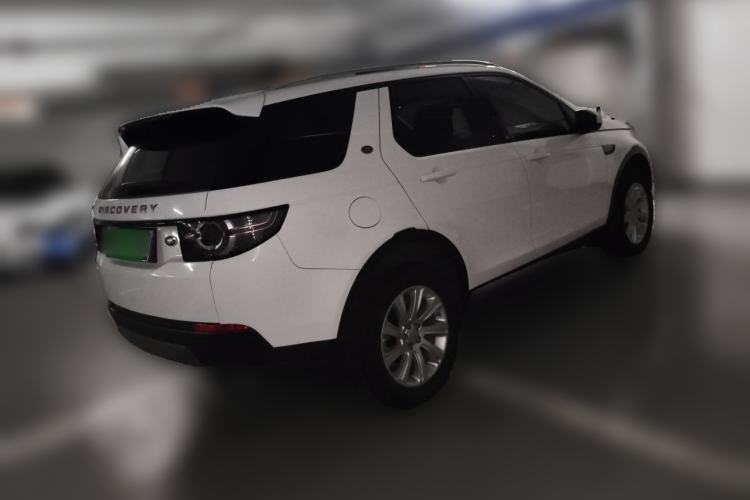 Used Land Rover Discovery Sport 2017 2.0T SE Rear Right 45 Deg