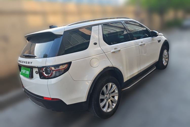 Used Land Rover Discovery Sport 2017 2.0T SE Rear Right 45 Deg