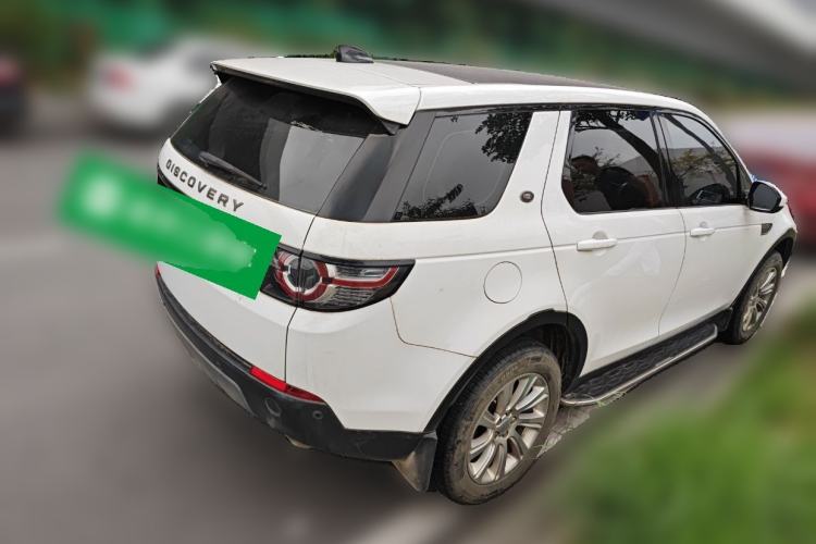 Used Land Rover Discovery Sport 2017 2.0T SE Rear Right 45 Deg