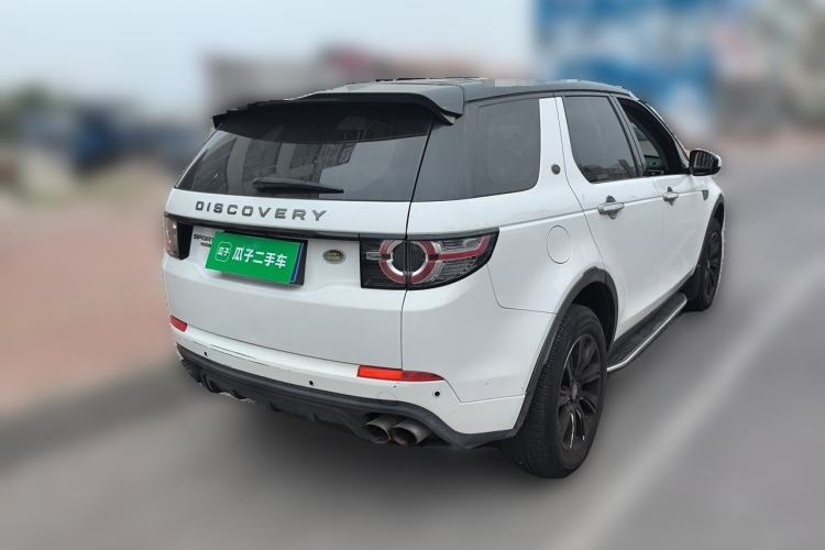 Used Land Rover Discovery Sport 2017 2.0T SE Rear Right 45 Deg