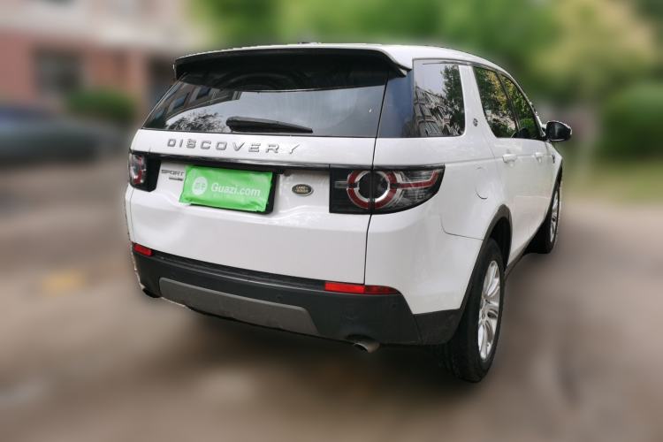 Used Land Rover Discovery Sport 2017 2.0T SE Rear Right 45 Deg