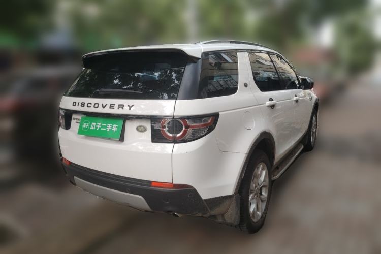 Used Land Rover Discovery Sport 2017 2.0T HSE Rear Right 45 Deg