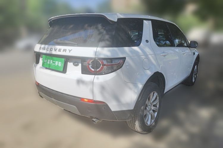 Used Land Rover Discovery Sport 2017 2.0T SE Rear Right 45 Deg