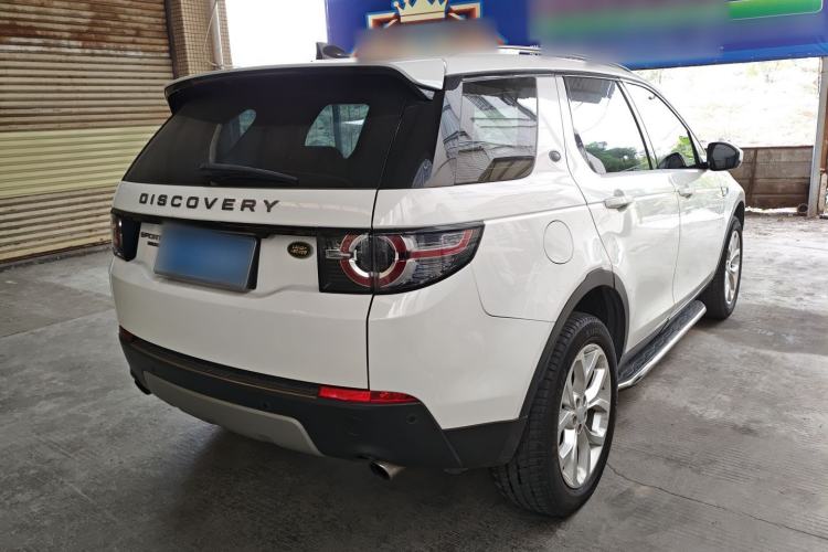 Used Land Rover Discovery Sport 2017 2.0T HSE Rear Right 45 Deg
