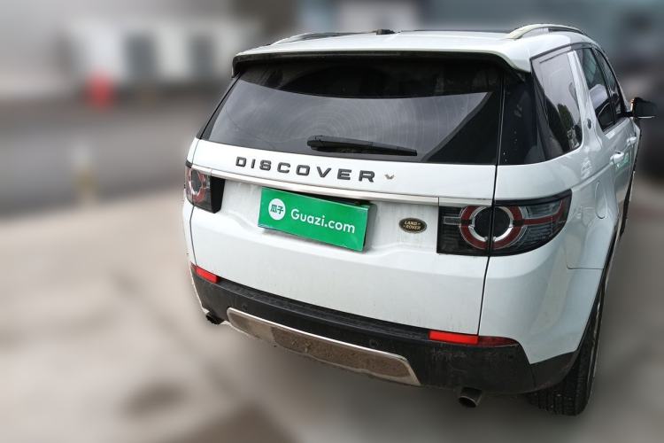 Used Land Rover Discovery Sport 2017 2.0T SE Rear Right 45 Deg