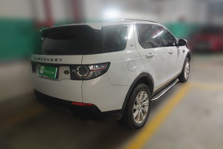 Used Land Rover Discovery Sport 2017 2.0T SE Rear Right 45 Deg