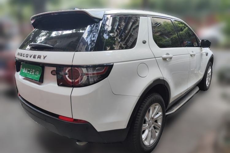 Used Land Rover Discovery Sport 2017 2.0T SE Rear Right 45 Deg