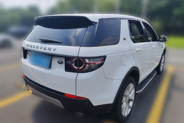 Used Land Rover Discovery Sport 2017 2.0T HSE Rear Right 45 Deg