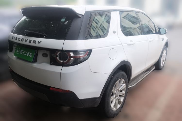 Used Land Rover Discovery Sport 2017 2.0T SE Rear Right 45 Deg