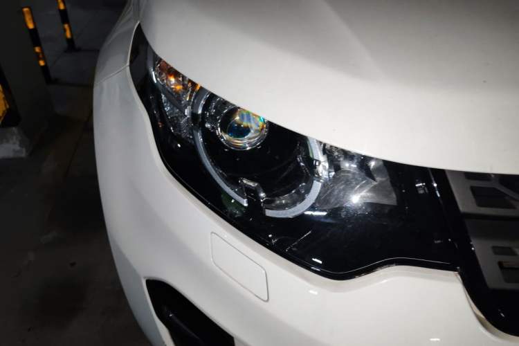 Used Land Rover Discovery Sport 2017 2.0T PURE Right Front Headlight