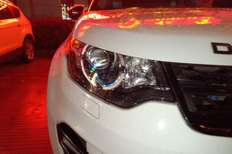 Used Land Rover Discovery Sport 2017 2.0T PURE Right Front Headlight