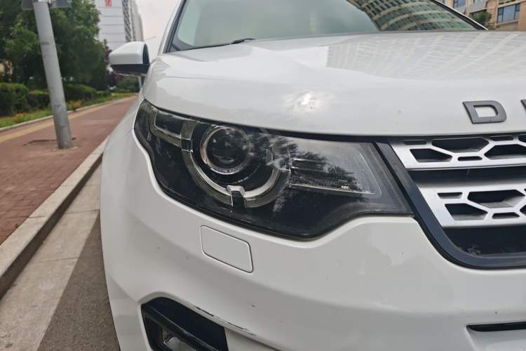 Used Land Rover Discovery Sport 2017 2.0T HSE Right Front Headlight